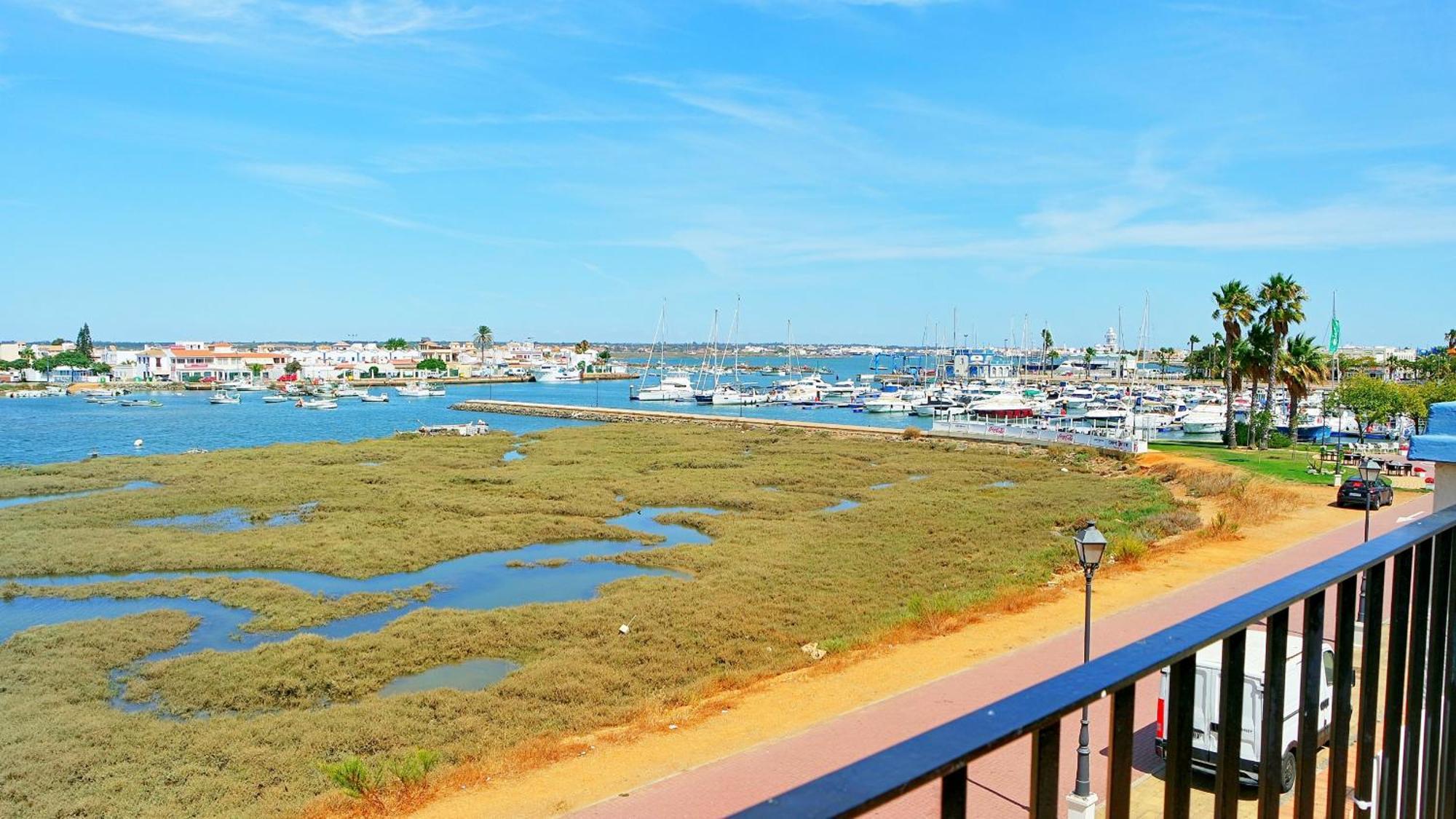 Marina II By H Apartman Isla del Moral Szoba fotó